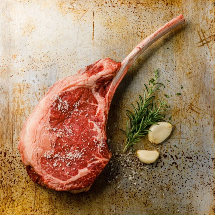 stek-wolowy-marmurkowaty-z-koscia-vac-1kg.jpg