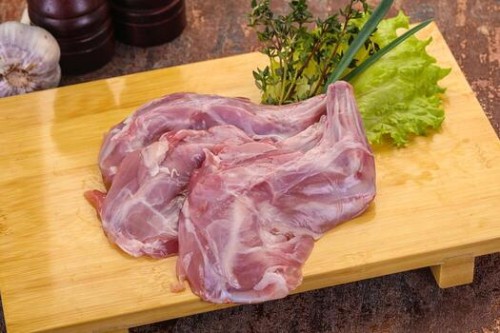 lopatka-krolika-swieza.jpg