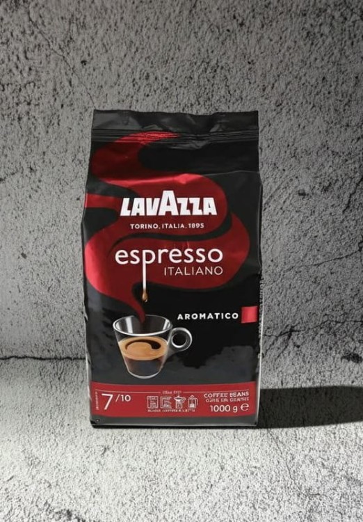 kawa-ziarnista-lavazza-espresso-aromatico-1000g.jpg