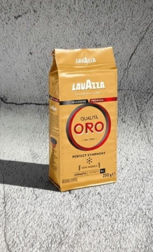 kawa-ziarnista-lavazza-oro-mountain-grown-czarne-opakowanie.jpg