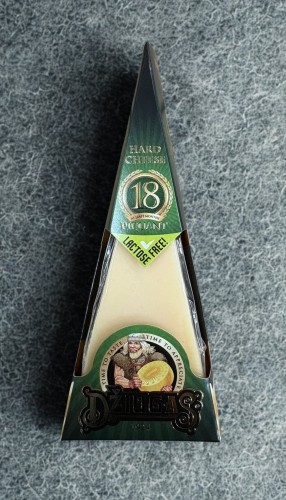 dziugas-ser-dojrzewajacy-18-miesiecy-180g.jpg