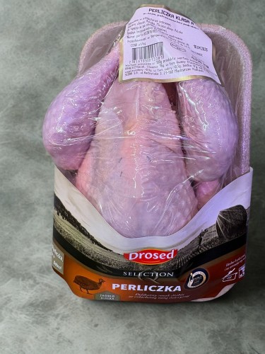 perliczka-klasa-a-swieza-patroszona-sedar.jpg